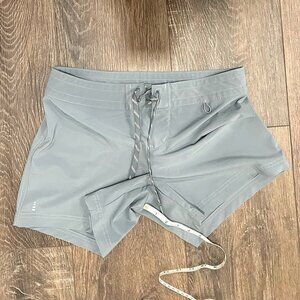 Lands' End gray board shorts, size 2, gray